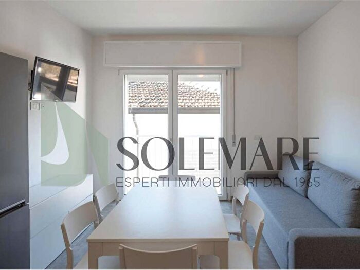 Appartamento trilocale in affitto in via ippolito nievo, Cesenatico Levante, Cesenatico