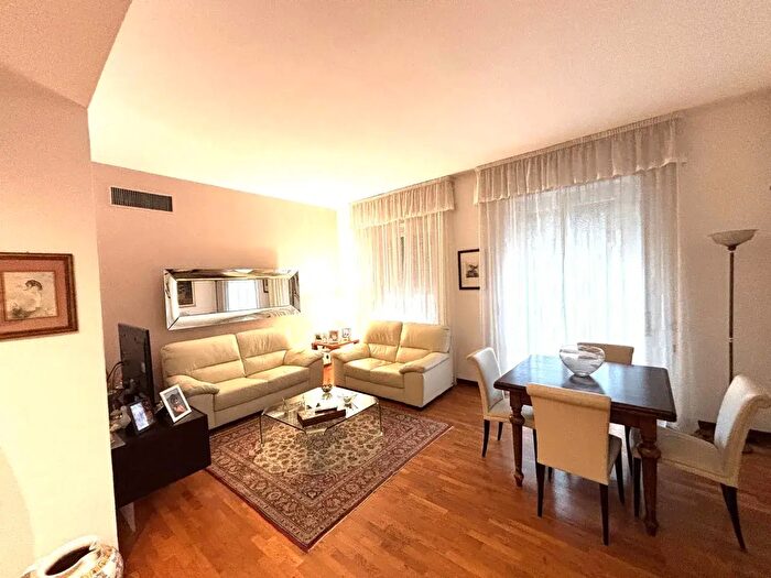 Appartamento quadrilocale in vendita in Via del Sabotino, Grosseto