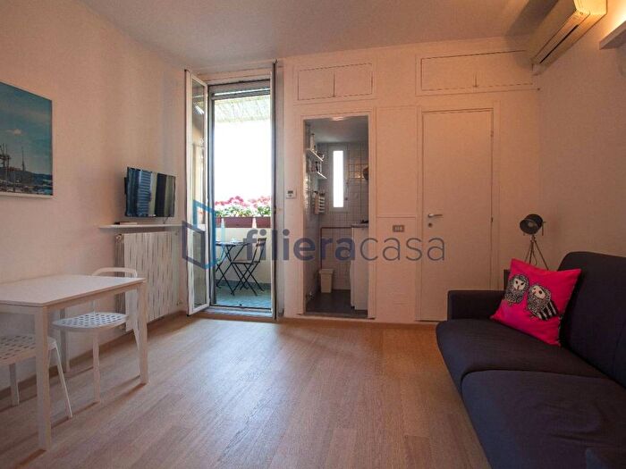 Appartamento monolocale in affitto in Via Eugenio Villoresi, Navigli Darsena, Milano