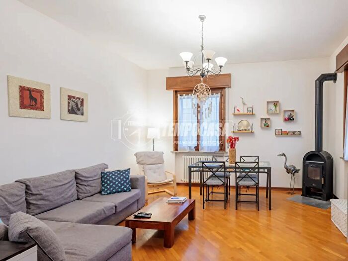 Appartamento quadrilocale in vendita in Via Dante Alighieri, Collecchio