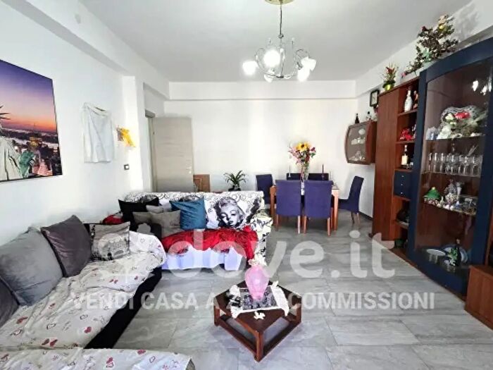 Appartamento con 5 locali in vendita in Via Palma, Trapani