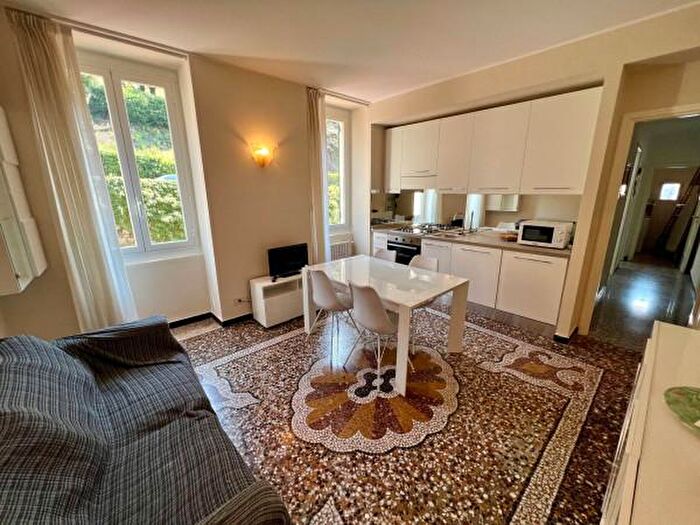 Appartamento quadrilocale in affitto in Camogli