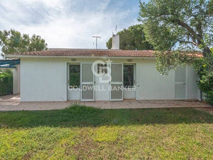 Casa quadrilocale in affitto in Via Harold, Ostuni Costa, Ostuni