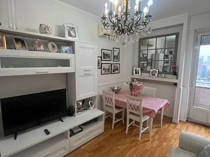 Appartamento bilocale in affitto in Viale Umbria, Porta Romana Medaglie dOro, Milano