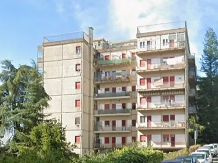 Appartamento in vendita in Via Celso Cittadini, Siena