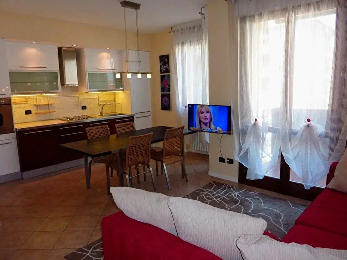 Appartamento bilocale in vendita in Via Aosta, Parma