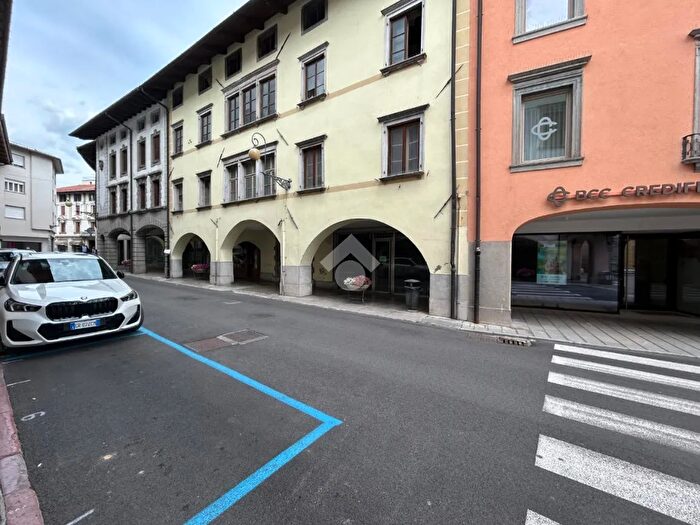 Appartamento quadrilocale in vendita in Via Cavour, Tolmezzo