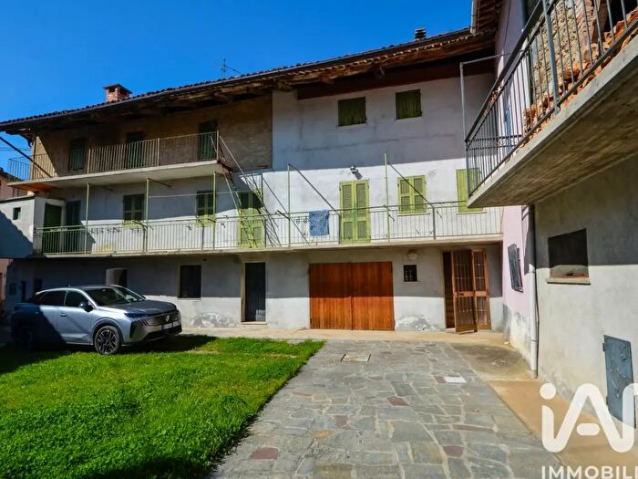 Casa con 9 locali in vendita in Via dei Campi, Lesegno