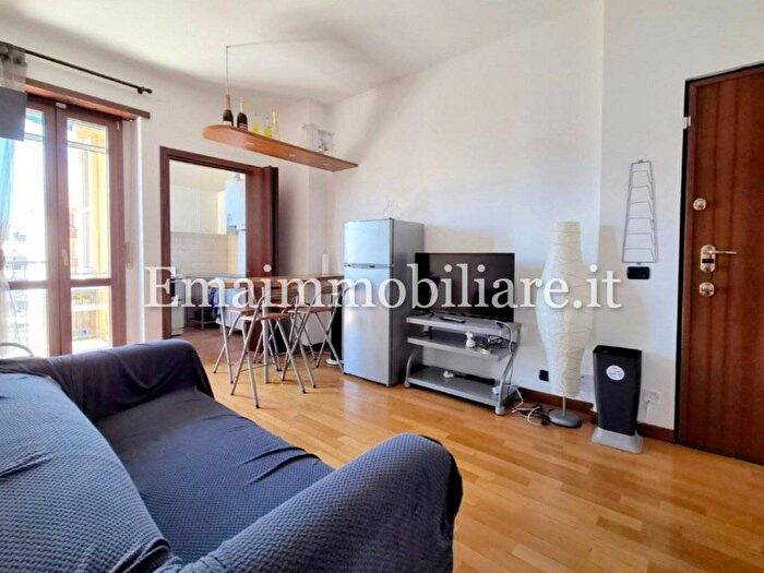 Appartamento trilocale in affitto in Piazzale Siena, Milano