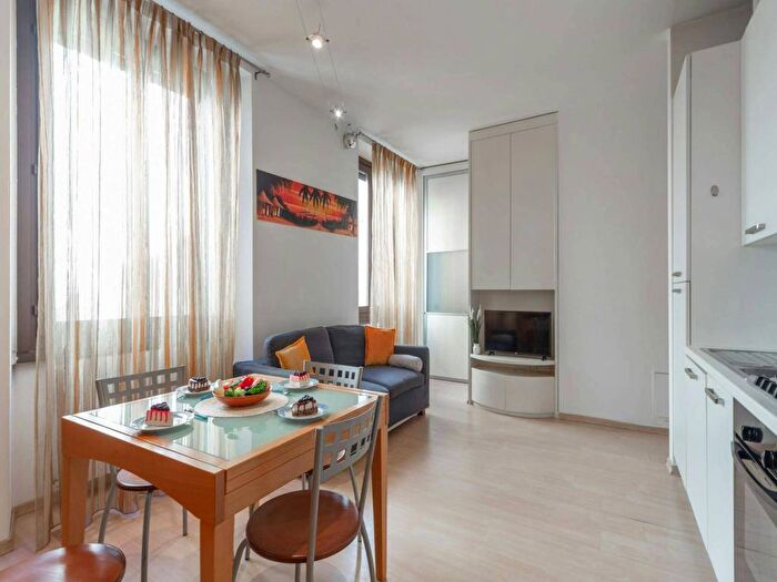 Appartamento monolocale in affitto in Via Antonio Fogazzaro, Montenero, Milano