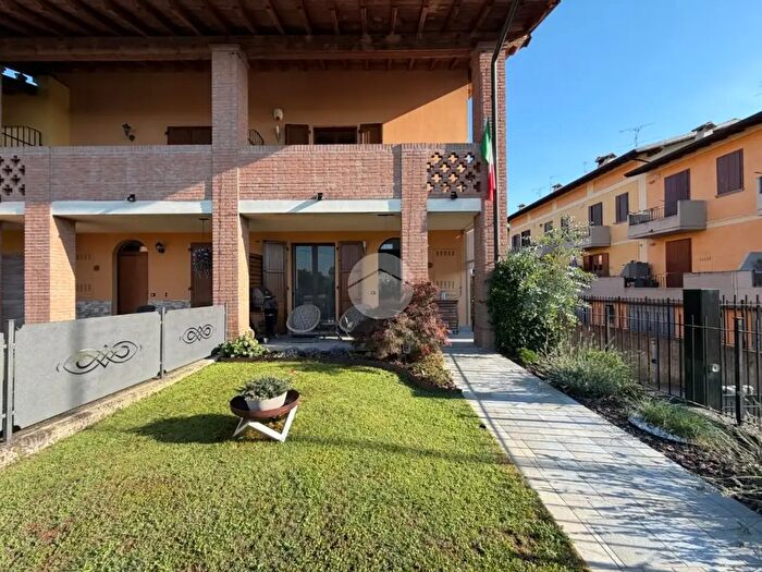 Casa trilocale in vendita in Via Palmiro Togliatti, Mairano
