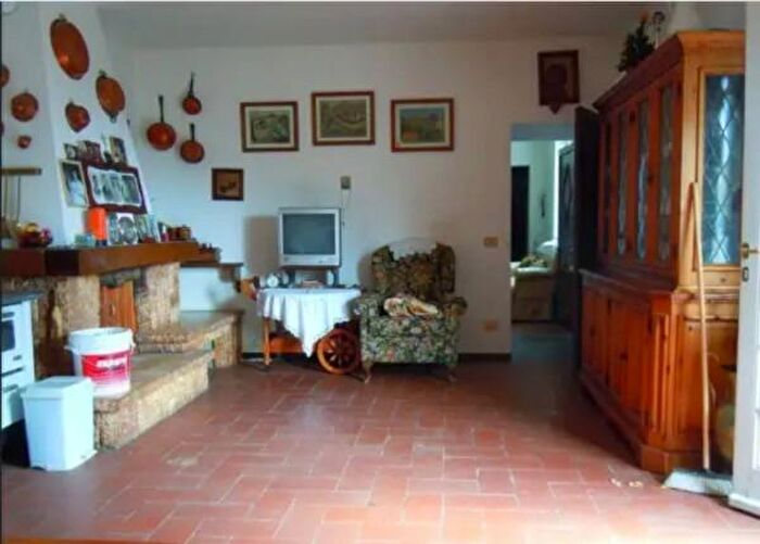Casa con 6 locali in vendita in Via Poggiale, Carpegna