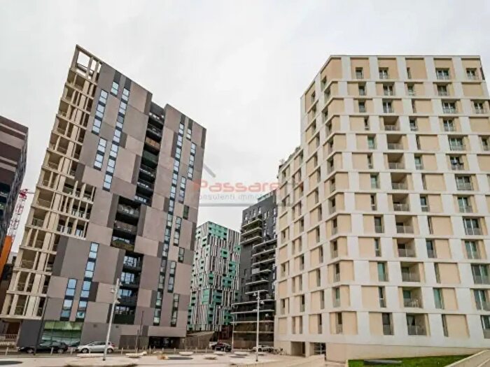 Appartamento quadrilocale in vendita in Via Pier Paolo Pasolini, Milano