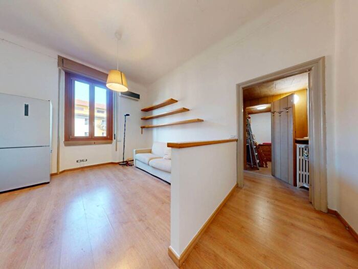 Appartamento bilocale in affitto in Via Francesco Caracciolo, Cenisio, Milano