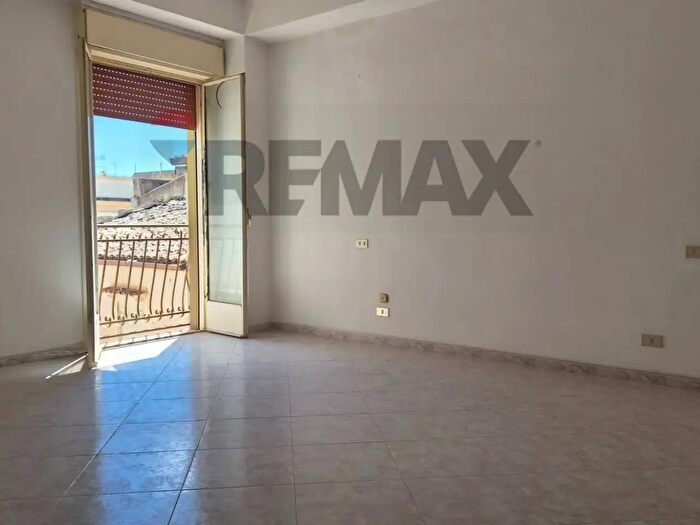 Appartamento trilocale in vendita in Via Quintino Sella, Castelvetrano