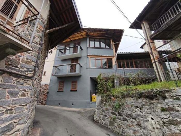 Appartamento trilocale in vendita in Strada Favaro di là, Biella