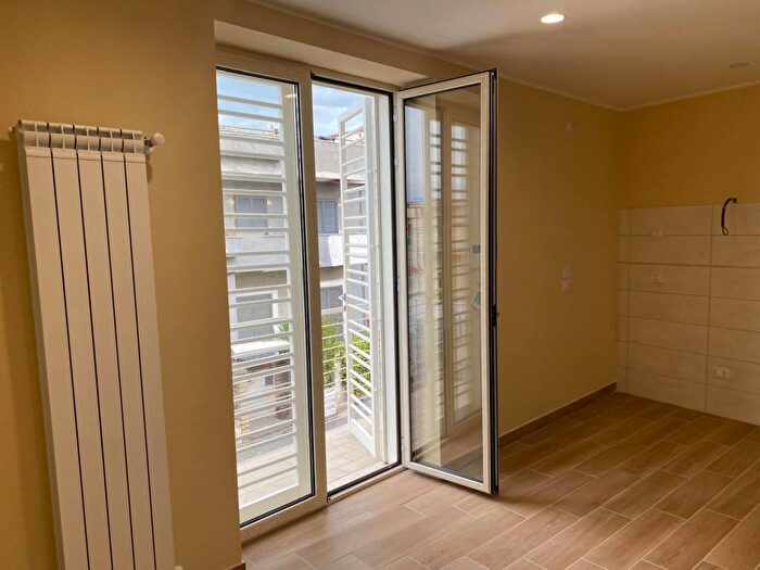 Appartamento trilocale in affitto in Via Macedonia, Somma Vesuviana