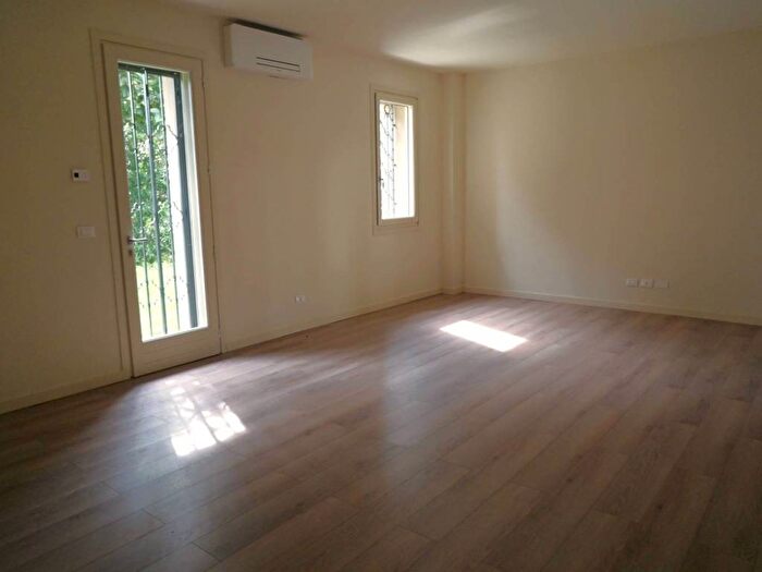 Appartamento trilocale in affitto in Via Giuseppe Garibaldi, Centro, Castenedolo