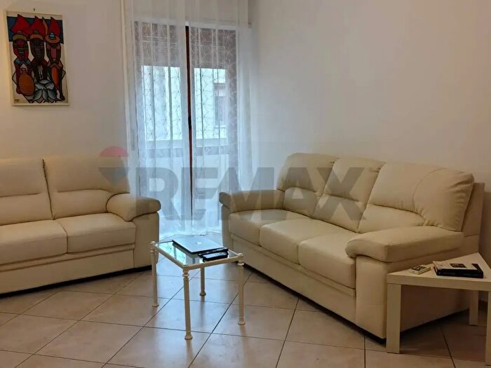 Appartamento con 5 locali in affitto in Via Gramsci, Quartu SantElena