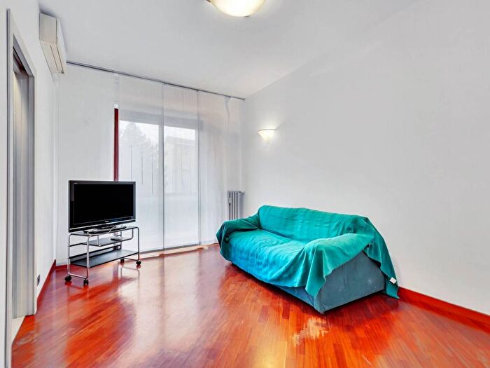 Appartamento bilocale in affitto in Pasteur, Milano