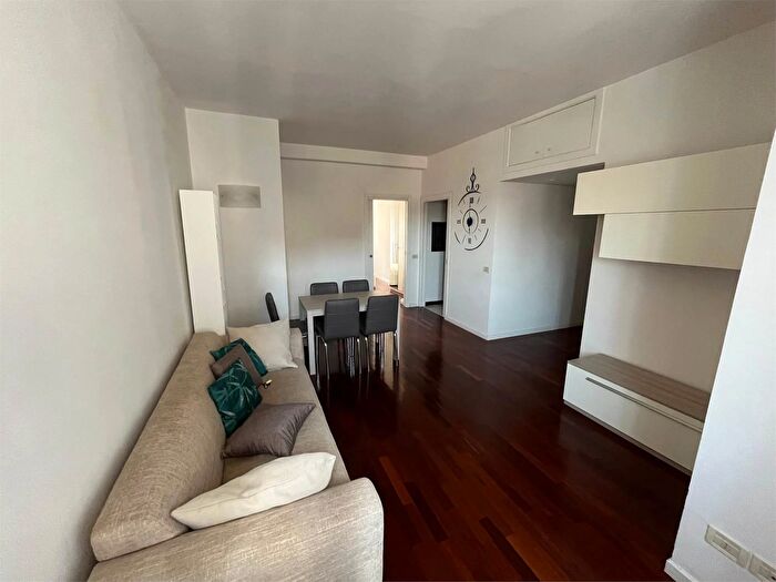 Appartamento trilocale in affitto in Milano SempioneCenisioMonumentale Via Grigna, Milano