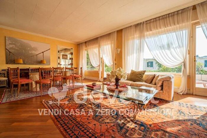 Appartamento con 5 locali in vendita in Strada Solaro Snc, Sanremo