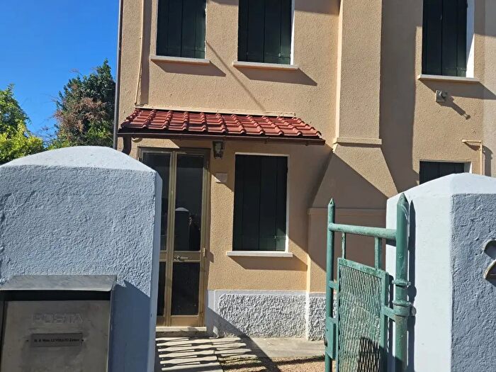 Casa bilocale in affitto in Rovigo