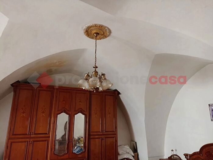 Appartamento quadrilocale in vendita in Via Lucio Grande, Maruggio