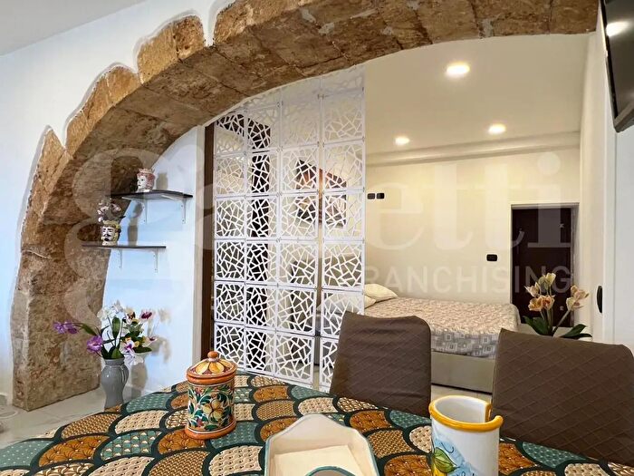Casa bilocale in vendita in Via Vittorio Veneto, Siracusa