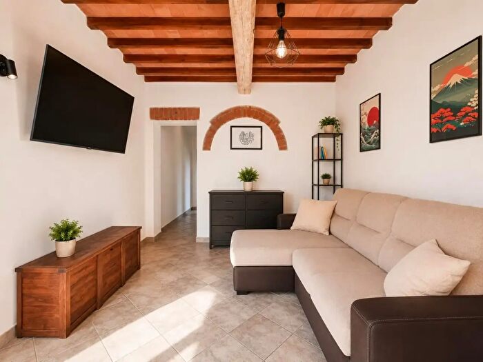 Casa con 5 locali in vendita in Cascina