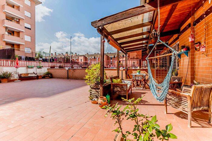 Appartamento bilocale in vendita in Via Raffaello Morghen, Roma