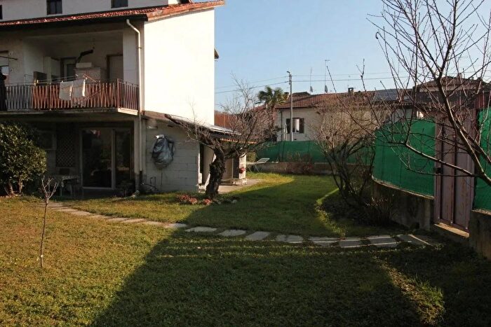 Appartamento trilocale in vendita in Via Roma San Mauro Torinese, San Mauro Torinese