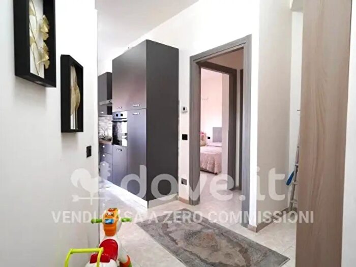 Appartamento trilocale in vendita in Via Vittorio Veneto, Bonate Sotto