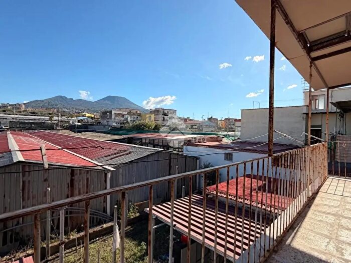 Appartamento bilocale in vendita in Via Marittima, Ercolano