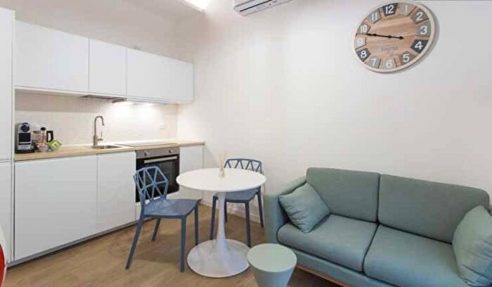 Appartamento bilocale in affitto in Via Pietro Crespi, Rovereto, Milano