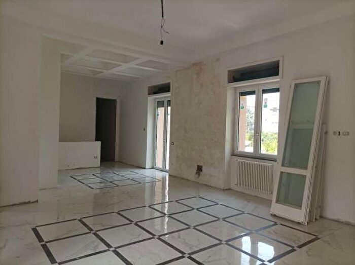 Casa con 6 locali in vendita in Via Giuseppe Garibaldi, SantAnastasia