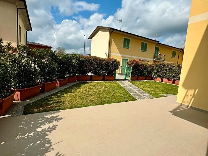 Casa quadrilocale in vendita in Capannori