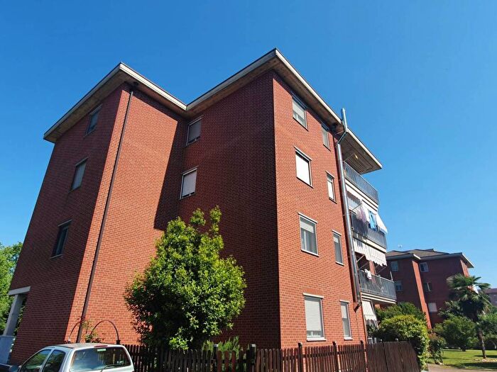 Appartamento quadrilocale in affitto in Via Giacomo Scotti, Corso Savona Trincere, Asti