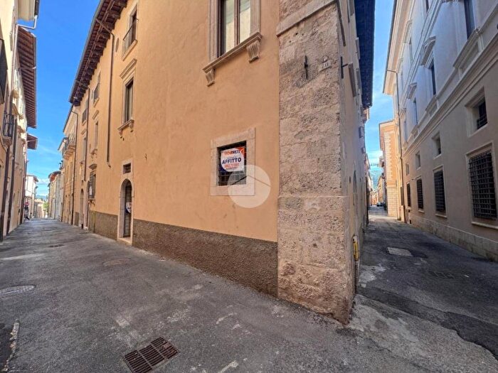 Appartamento monolocale in affitto in Via crispomonti, Duomo Fontana Luminosa, L'Aquila