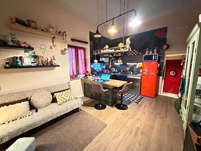 Appartamento trilocale in vendita in Via dei Fiori, Mugnano Di Napoli