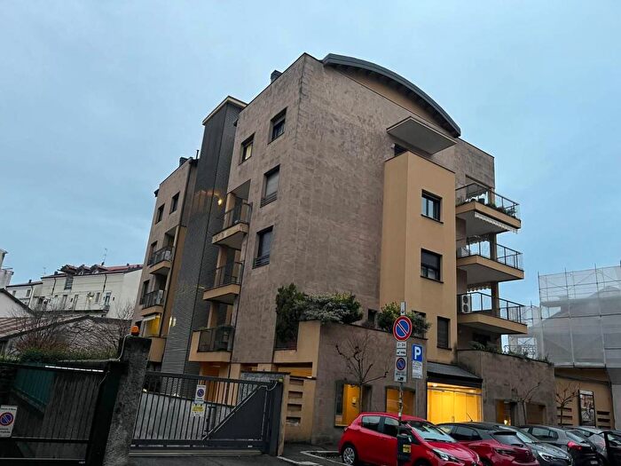 Appartamento bilocale in affitto in Via Matteo da Campione, San Biagio, Monza