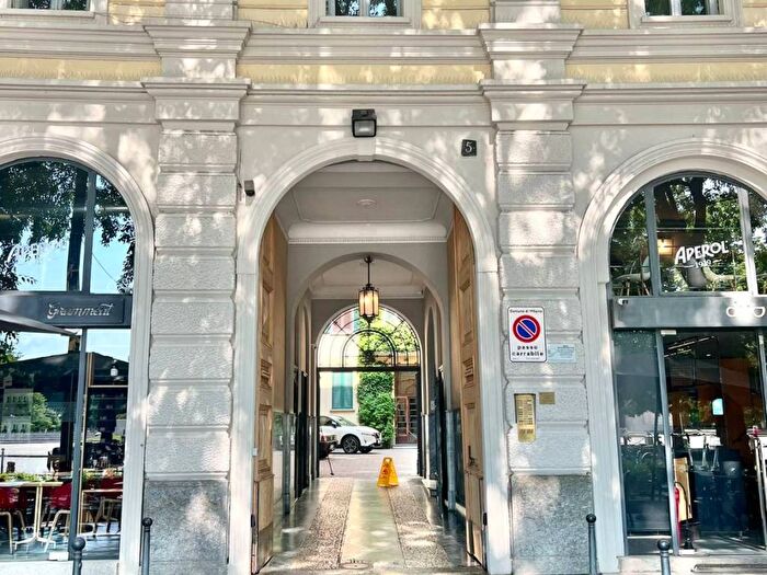 Appartamento bilocale in affitto in Piazza Sempione, Arco della Pace, Milano
