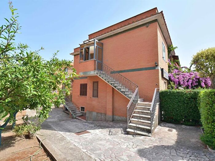 Appartamento trilocale in vendita in Viale Repubblica, Marino