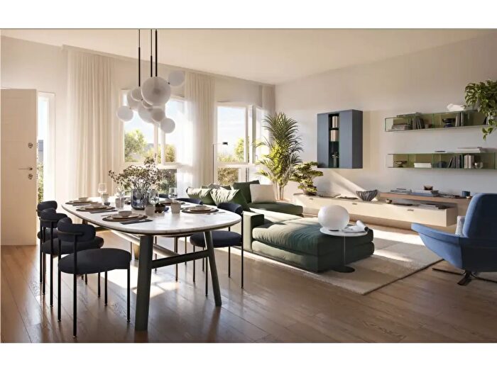 Appartamento con 5 locali in vendita in Via Togliatti, Santarcangelo Di Romagna