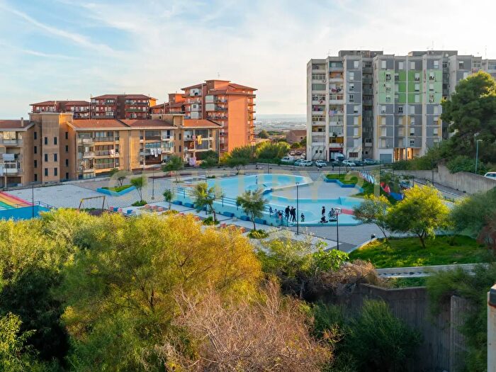 Appartamento con 5 locali in vendita in Viale Bummacaro, Catania