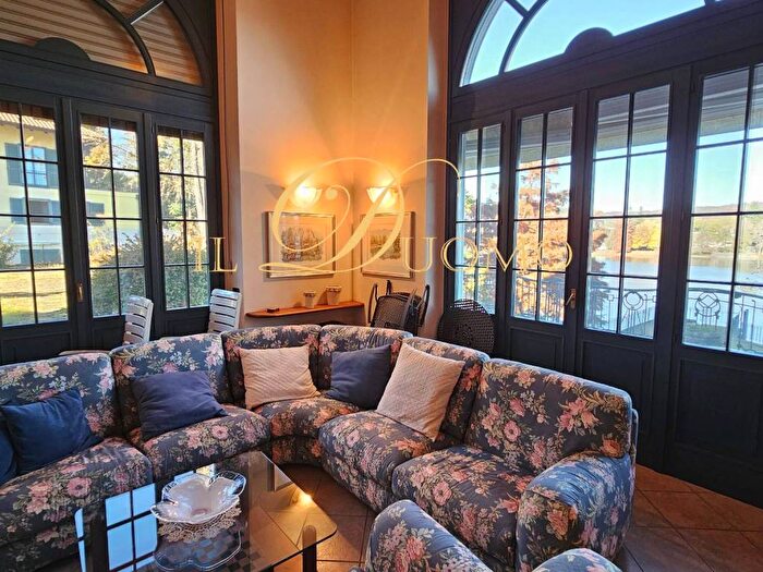 Appartamento con 6 locali in affitto in Via Maggio, Centro, Castelletto Sopra Ticino