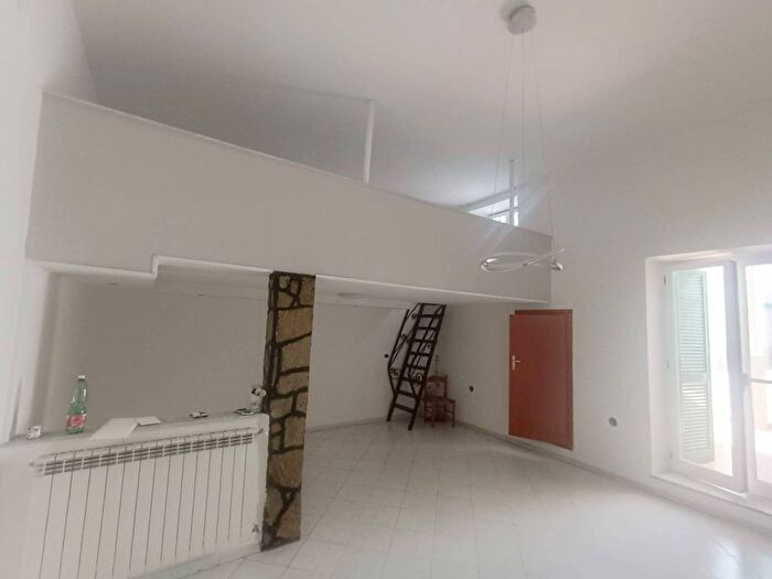 Appartamento bilocale in affitto in Via Vittorio Imbriani, Centro, Pomigliano d'Arco
