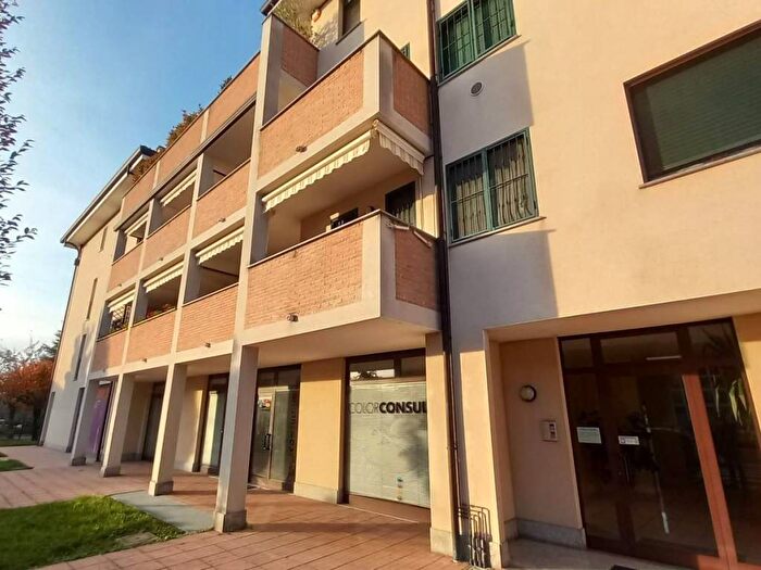Appartamento bilocale in affitto in Via Trento, Saronno