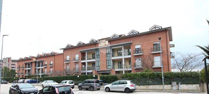 Appartamento trilocale in vendita in Piazza Molise, Campobasso