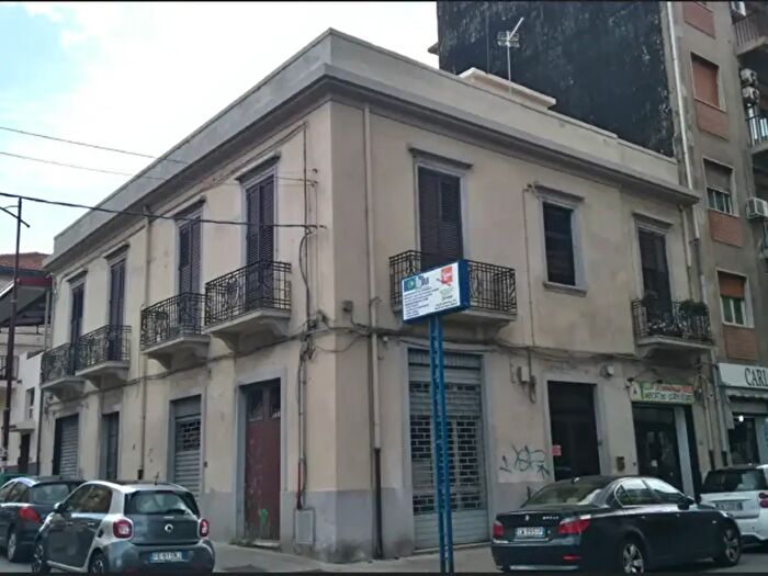 Casa con 6 locali in vendita in Via Santa Caterina dAlessandria, Reggio Calabria